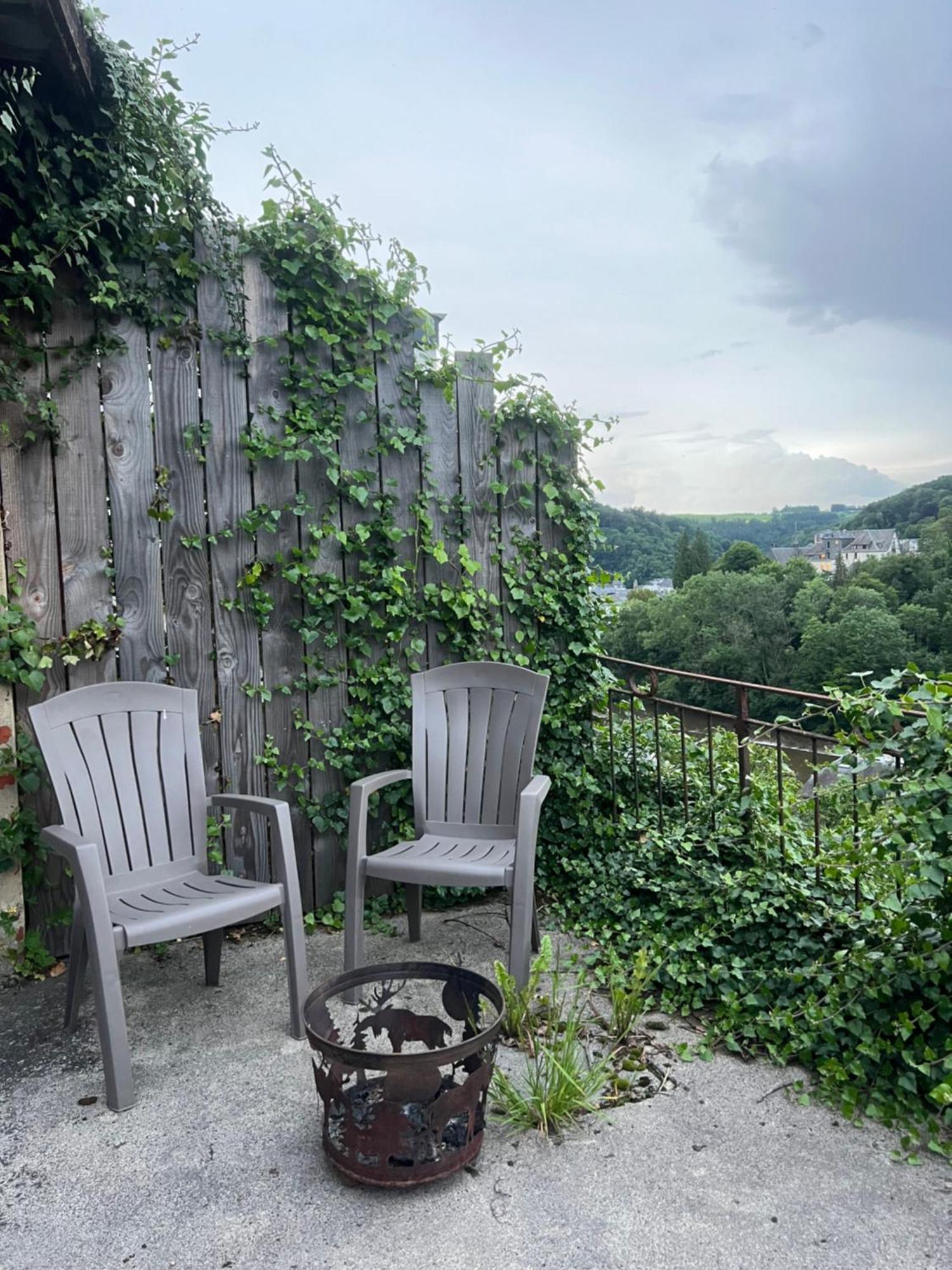 Bulle Time Flies - Logement Insolite Hotel Bouillon Exterior photo